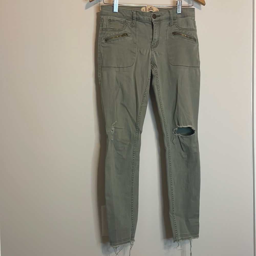 Hollister Distressed Super Skinny Jeans Olive Green Colored Sz 3 Waist 26